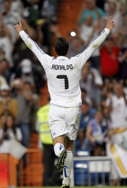 知名记者莫 知名记者莫