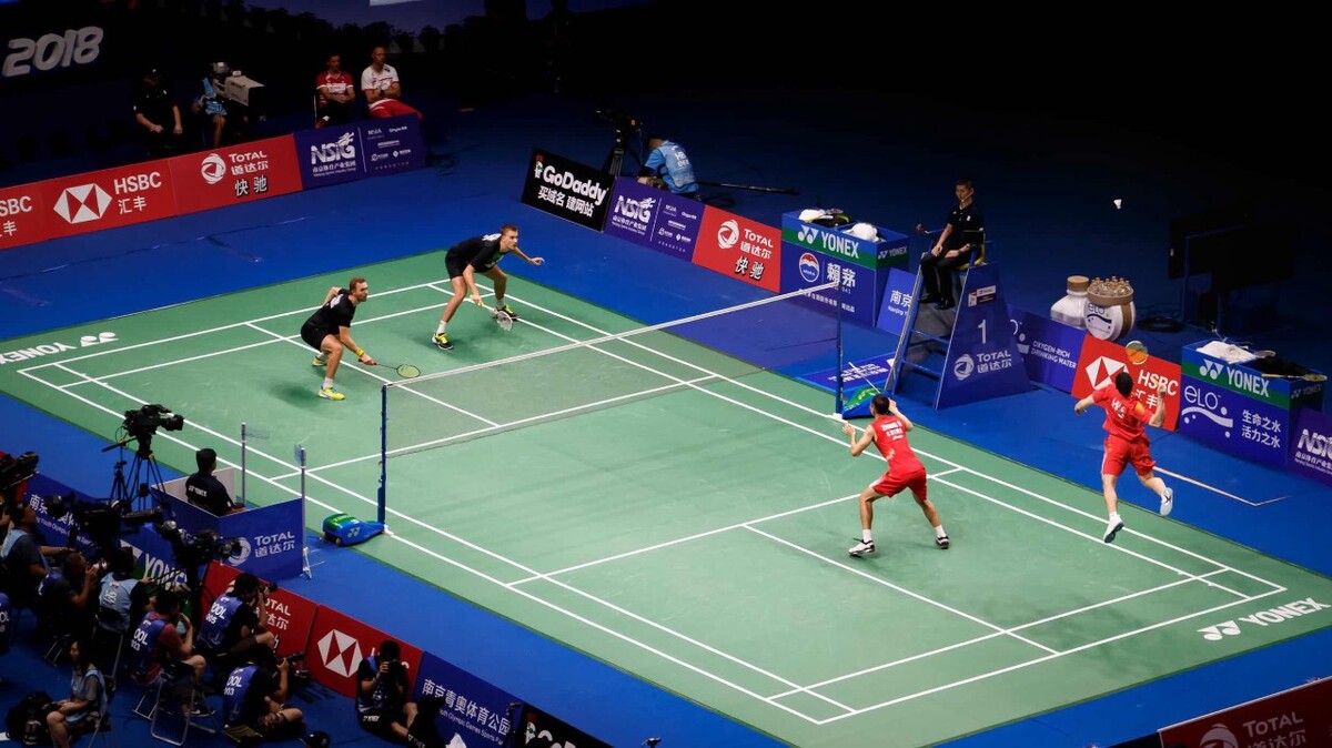 更亮眼的赛 更亮眼的赛