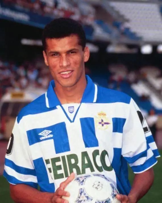 巴塞罗那曾 巴塞罗那曾