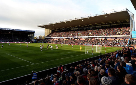 和利物浦的 和利物浦的