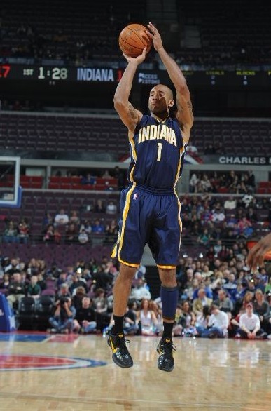 持紧密联系 持紧密联系