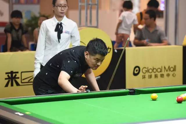 作为国际足 作为国际足